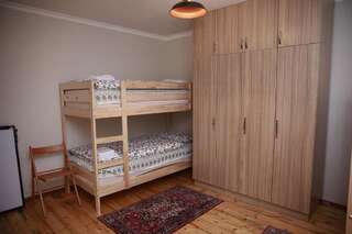 Гостевой дом Hooga Guest House Калаван Двухместный номер с двуспальной кроватью и дополнительной кроватью-24